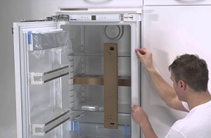 Установка встраиваемого холодильника в Мурино